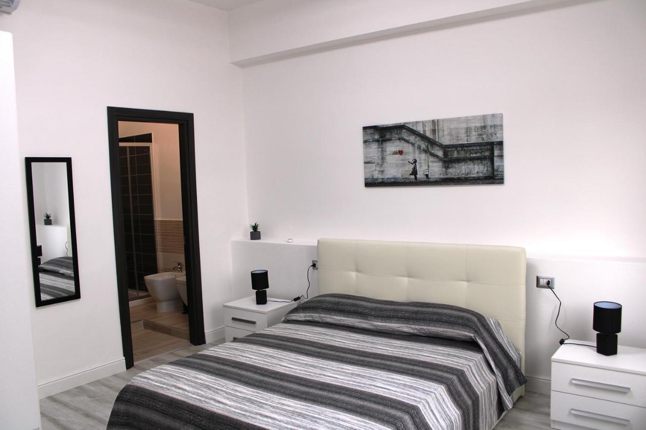 La Laguna Rooms Sant'Antìoco Eksteriør billede